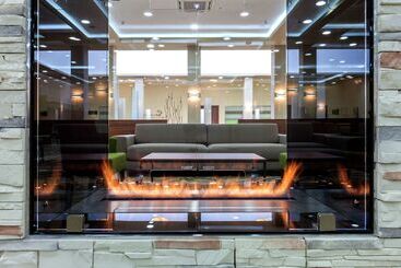 هتل Hilton Garden Inn Moscow New Riga