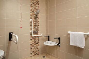 هتل Hilton Garden Inn Moscow New Riga