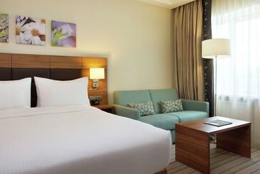 هتل Hilton Garden Inn Moscow New Riga