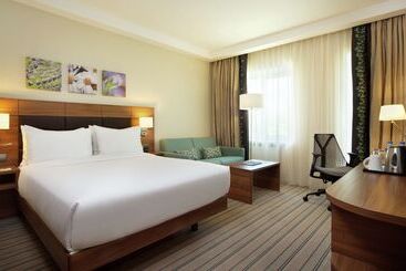 هتل Hilton Garden Inn Moscow New Riga