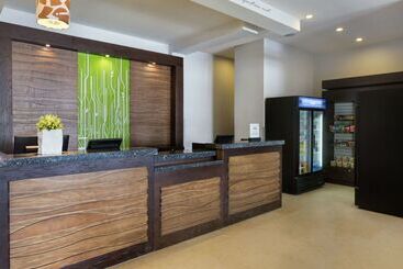 هتل Hilton Garden Inn Queretaro