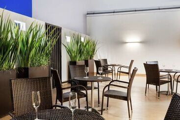 هتل Hilton Garden Inn Queretaro