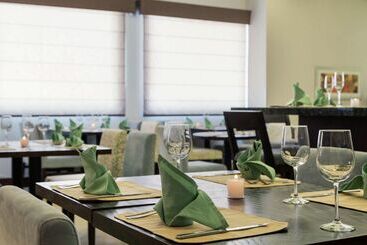 هتل Hilton Garden Inn Queretaro