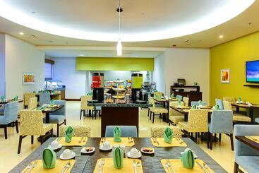 هتل Hilton Garden Inn Queretaro