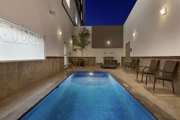 هتل Hilton Garden Inn Queretaro