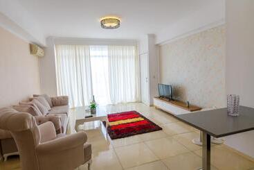هتل Phoenicia Holiday Resort
