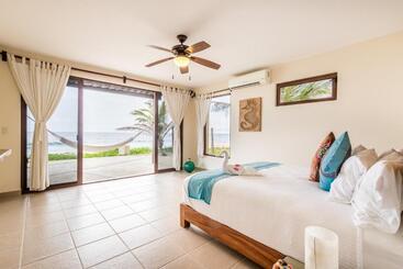 هتل Vivo Resorts