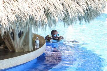 هتل Vivo Resorts