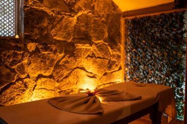 Liona Hotel & Spa