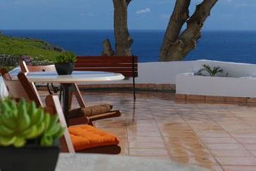 Little Lindos Sea View Studios