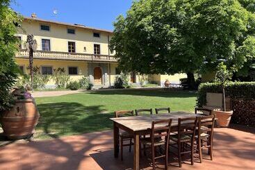 استراحتگاه Agriturismo Bio Fattoria Bacio