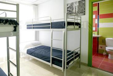 The Hub 4you Hostel & Bar