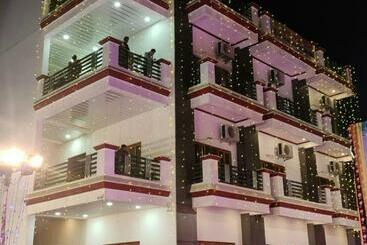 酒店 Kushmanda Greens