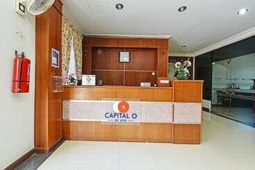 호텔 Super Capital O 90434 Marmoris House