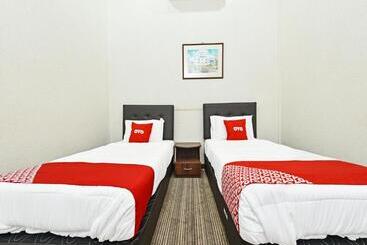 호텔 Super Capital O 90434 Marmoris House