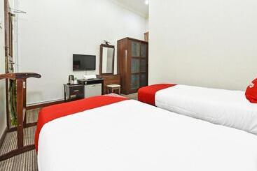 호텔 Super Capital O 90434 Marmoris House