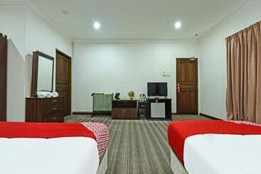 호텔 Super Capital O 90434 Marmoris House