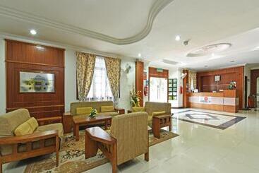 호텔 Super Capital O 90434 Marmoris House