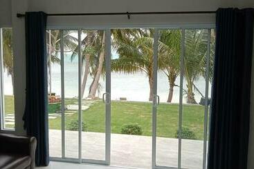 پانسیون Coco Sea Bangpo Resort