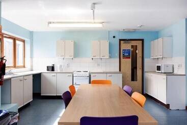 هاستل Comfortable Rooms At Crescent Hall Oxford   Campus Accommodation