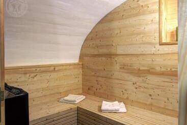 تختخواب و صبحانه La Ferme Des Galoches