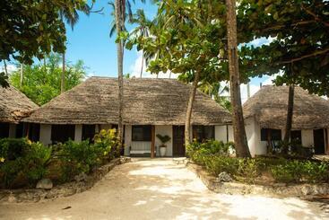 هتل Poa Poa Bungalows