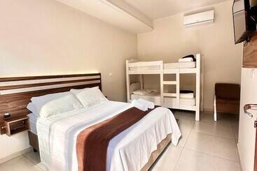 پانسیون Pousada Villa Vantino