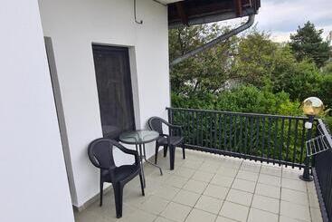 پانسیون Sipos Vendég és Apartmanház
