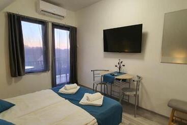 پانسیون Sipos Vendég és Apartmanház