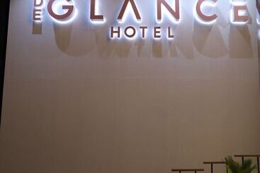 هتل De Glance