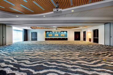 هتل Springhill Suites By Marriott Boston Logan Airport Revere Beach
