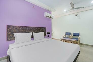 Collection O 84540 Hotel Sindhu