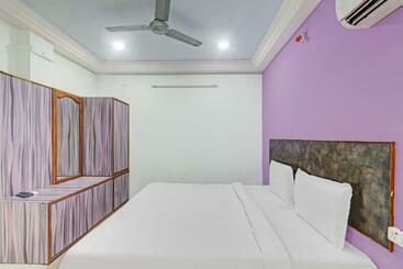 Collection O 84540 Hotel Sindhu