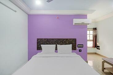 Collection O 84540 Hotel Sindhu