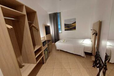 B&b Hotel Pomezia Roma