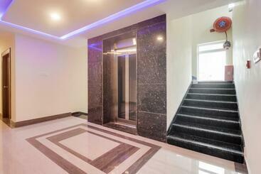 هتل Super Townhouse Dj Grand