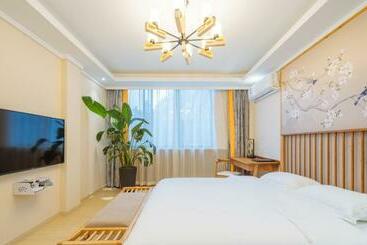 Floral Hotel Jurong Pinshan