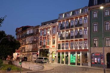 Se Catedral Hotel Porto, Tapestry Collection By Hilton