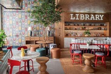 Se Catedral Hotel Porto, Tapestry Collection By Hilton