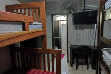 پانسیون Hostel Raizer
