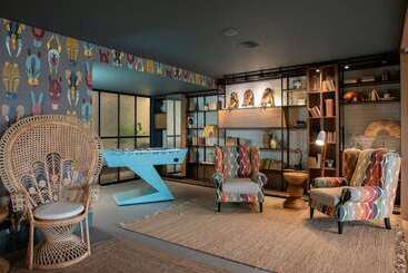 Se Catedral Hotel Porto, Tapestry Collection By Hilton