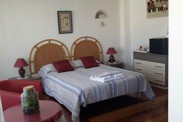 تختخواب و صبحانه Chambre D Hôtes Danielle