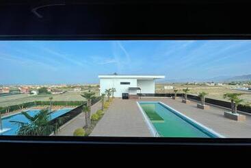 Deluxe Resort And Spa