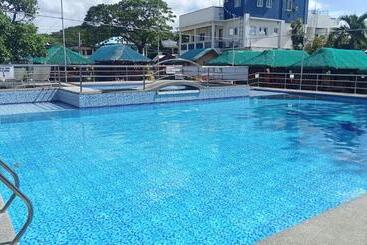 Hip Nautic Beach Resort Powered By Cocotel
