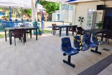 Hip Nautic Beach Resort Powered By Cocotel