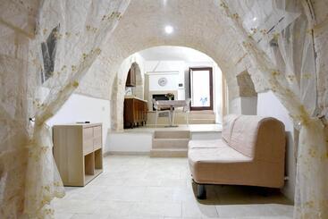 تختخواب و صبحانه Agape Fra I Trulli Dimora Ciclamino