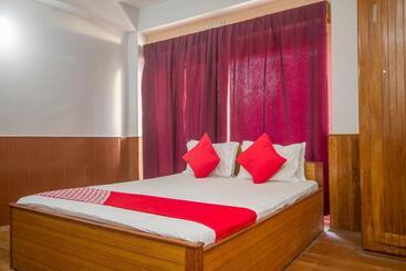 هتل O Nourpem Residency