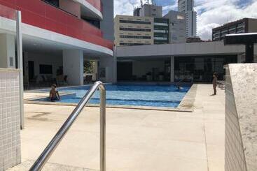 هتل Studio Particular Em