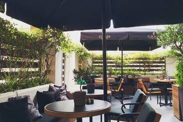 Mc Queen Rooms & Apartments