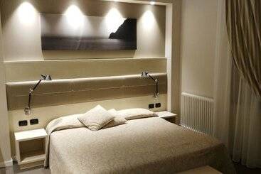 هتل Albergo Suisse Bellevue